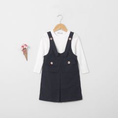 Set Yếm Váy KaKi 2 Túi Giả Kèm Áo Thun Trắng Dài Tay Bé Gái