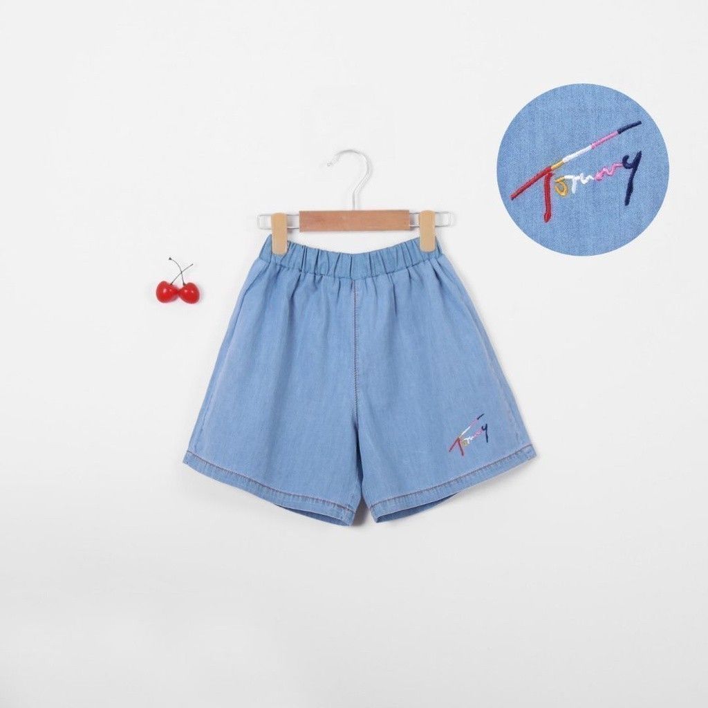 Quần Đùi Jean Bé Gái In Chữ Tommy