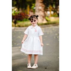 Đầm Polo Phối Màu Xếp Ly In Gấu Lotso