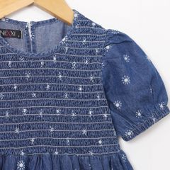 Đầm Jean Xòe Bé Gái Họa Tiết Smocking