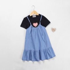 Set Đầm Jean Xòe Kèm Áo Thun In Hình Trái Tim