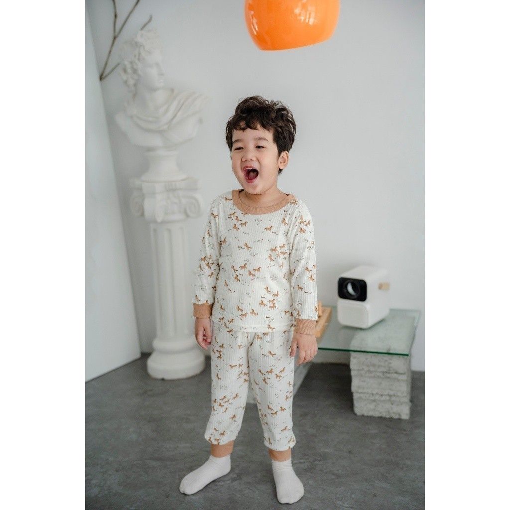 Bộ Đồ Ngủ Unisex Chất Liệu Thun Gân In Hoạ Tiết