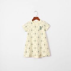 Đầm Thun Vạt Bầu Bé Gái In Chữ B