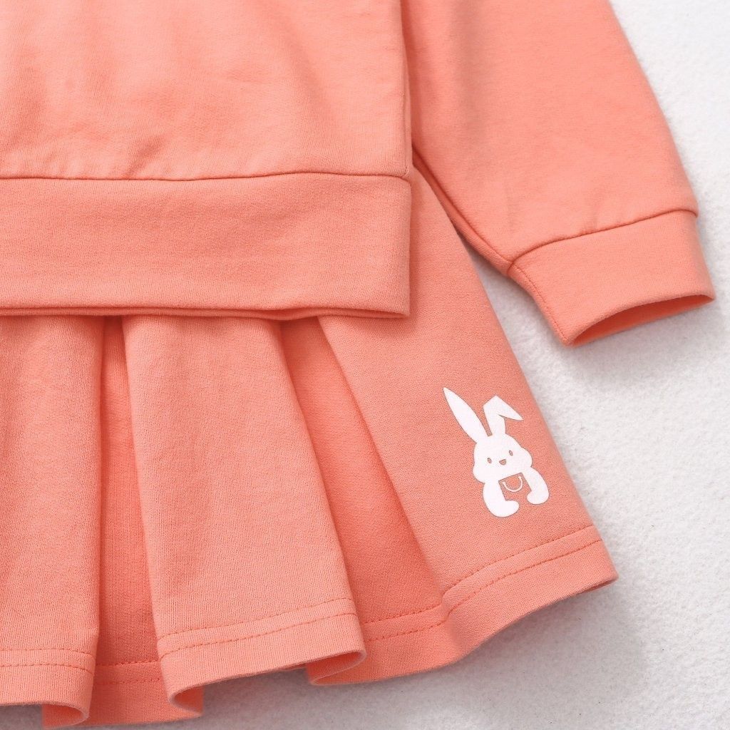 Set Áo Thun Dài Tay Cổ Bẻ Bunny Kèm Chân Váy Bé Gái