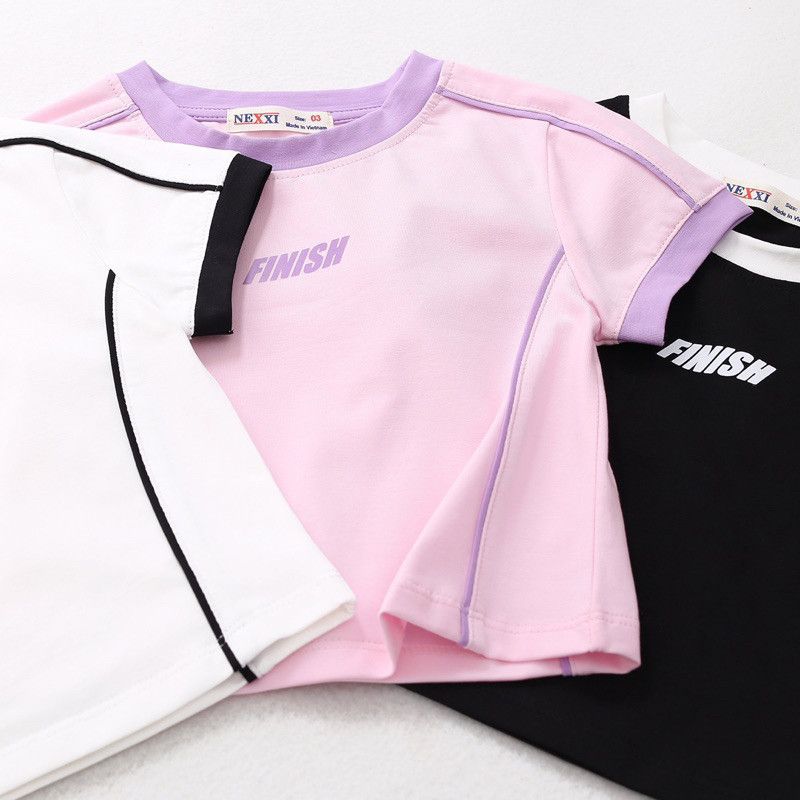 Áo Thun Croptop Bé Gái Viền Màu In Chữ Finish