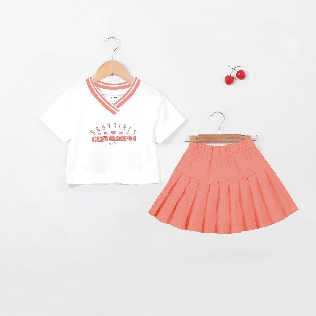 Set Chân Váy Xếp Ly Kèm Áo Thun Cổ Tim Baby Girl Bé Gái