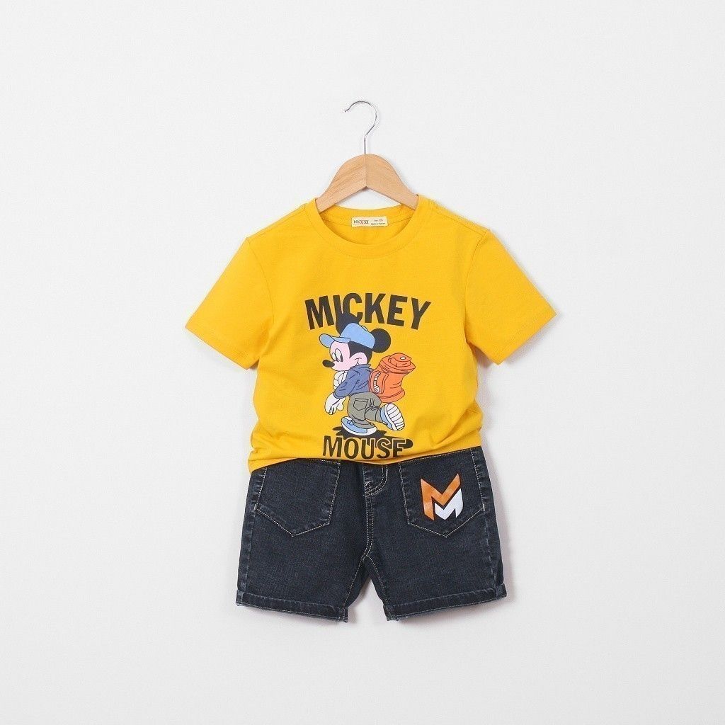 Set Áo Thun Mickey Kèm Quần Jean Lửng In Chữ M Bé Trai