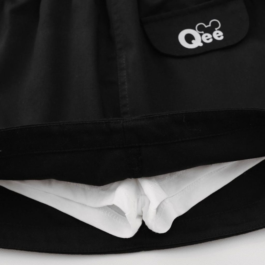 Set Váy Kaki Và Áo Thun In Hình Gấu QEE Bé Gái