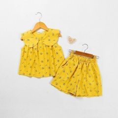 Set Áo Thun Sát Nách Cổ Bèo Kèm Quần Đùi Bé Gái