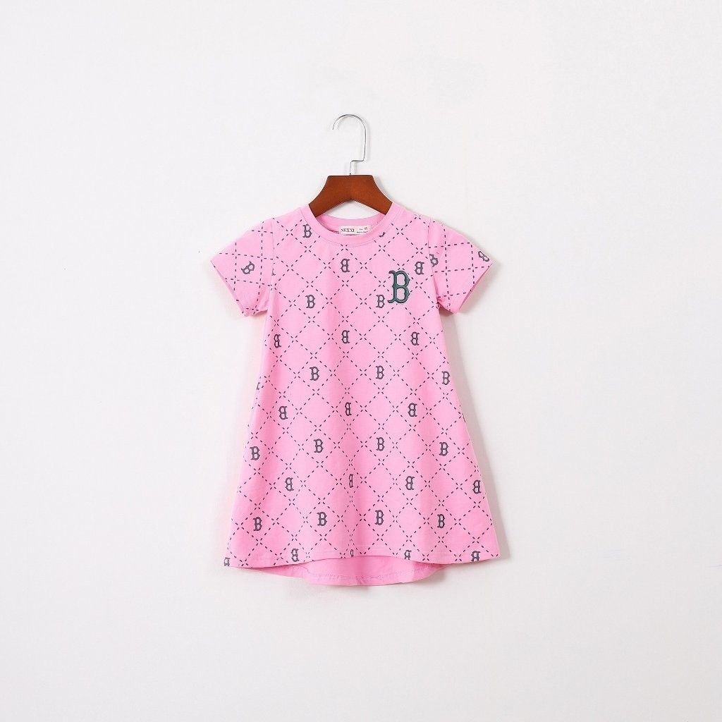Đầm Thun Vạt Bầu Bé Gái In Chữ B