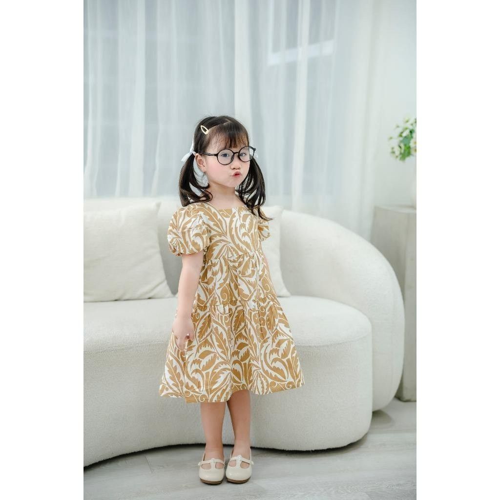 Đầm Babydoll Bé Gái Chất Liệu Vải Kate Họa Tiết Nổi Bật