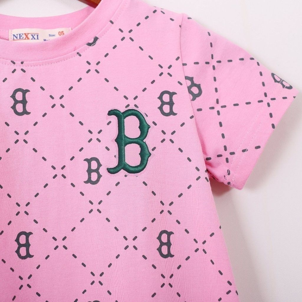 Đầm Thun Vạt Bầu Bé Gái In Chữ B