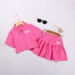 Bộ Chân Váy Kèm Áo Thun Cổ Bẻ In Black Pink