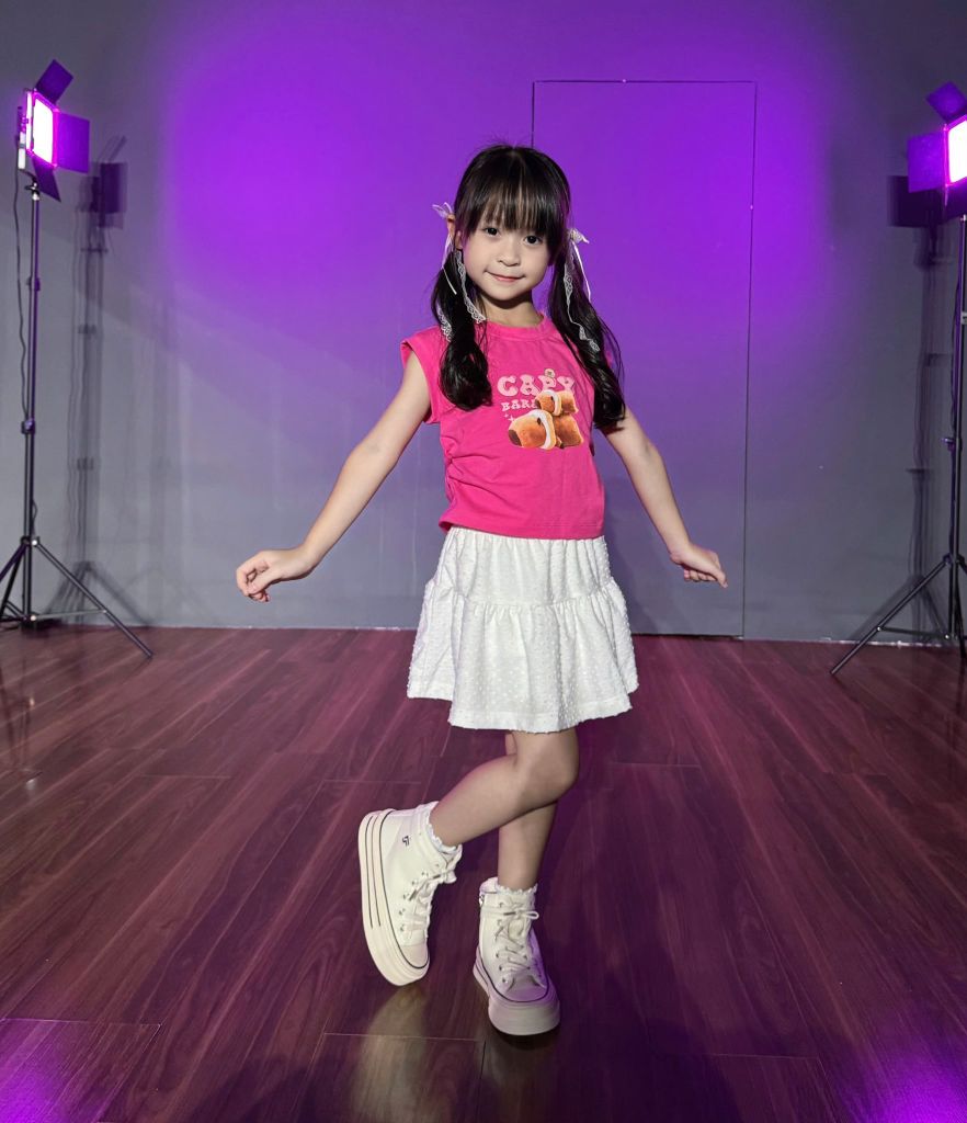 Set áo và chân váy Capypara Sandwich Nexxi Kids Fashion