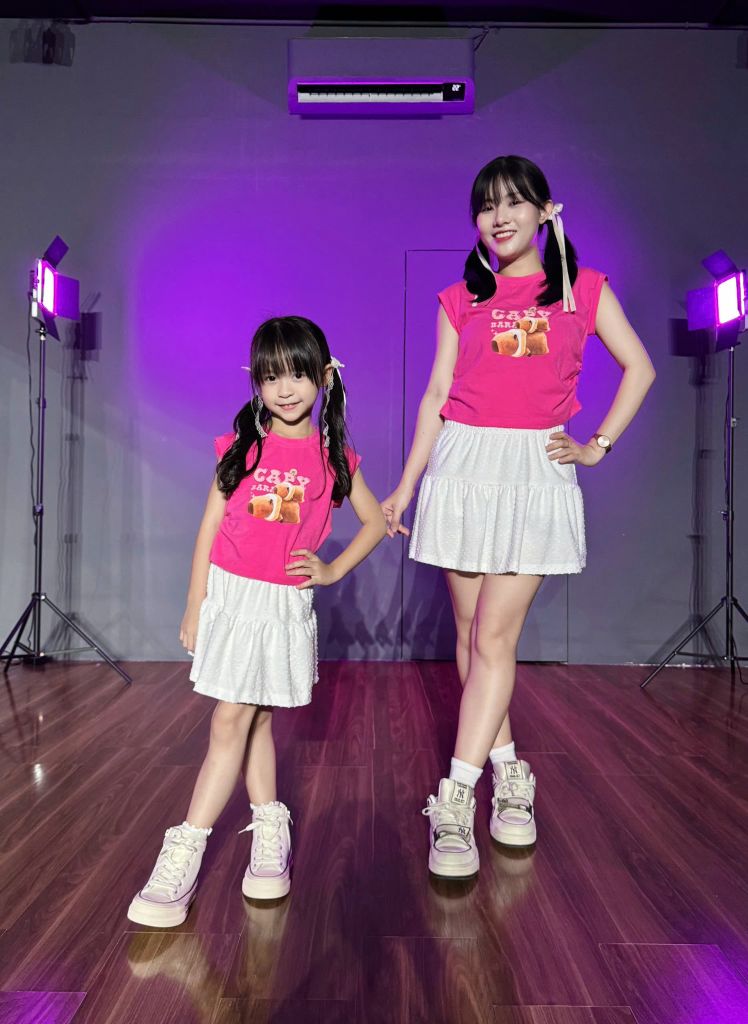 Set áo và chân váy Capypara Sandwich Nexxi Kids Fashion