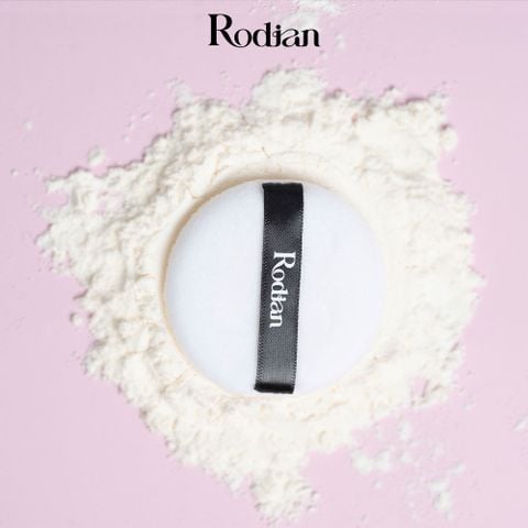 [QUÀ TẶNG] BÔNG PHẤN RODIAN SMOOTH FEATHERY POWDER