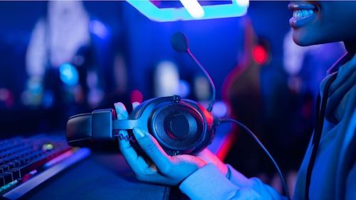 KINH NGHIỆM CHỌN TAI NGHE CHƠI GAME FPS 7 tai nghe chơi game fps