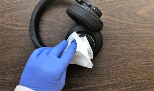 HƯỚNG DẪN VỆ SINH TAI NGHE CHỤP TAI ĐƠN GIẢN 11 vệ sinh tai nghe chụp tai
