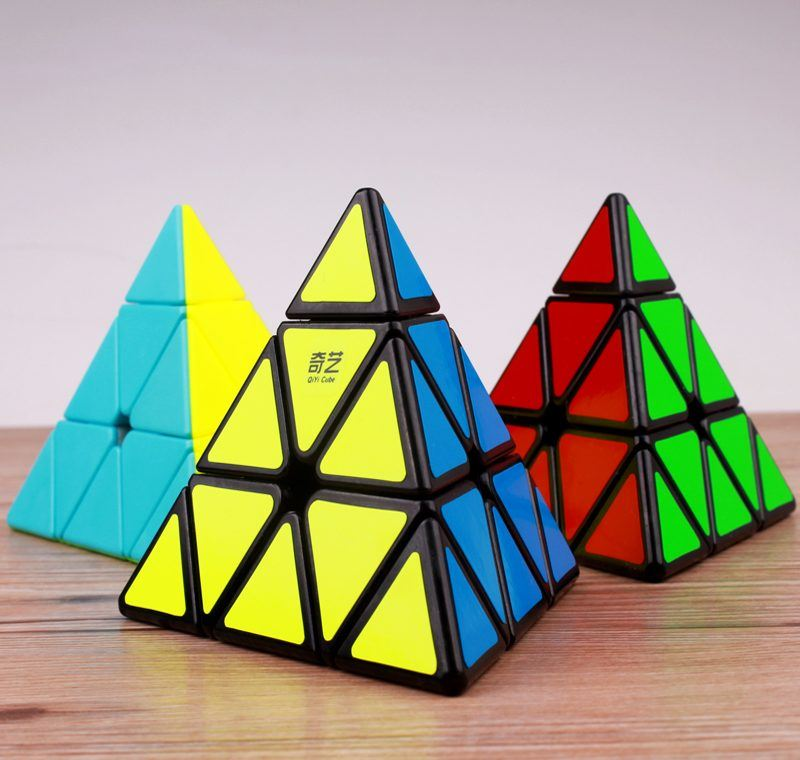 rubik tam giác giá rẻ