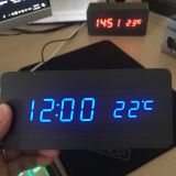  Đồng hồ led để bàn giả gỗ -dc2985 