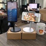  Giá đỡ điện thoại đế tròn bằng nhựa PP, đỡ được máy tính bảng, vừa xem vừa cắm sạc 