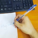  Bút bi mực nước nhiều màu có nắp đậy giá siêu rẻ 1000đ -dc4295 