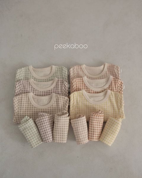  |Peekaboo| Bộ quần áo Check Check T23-063 