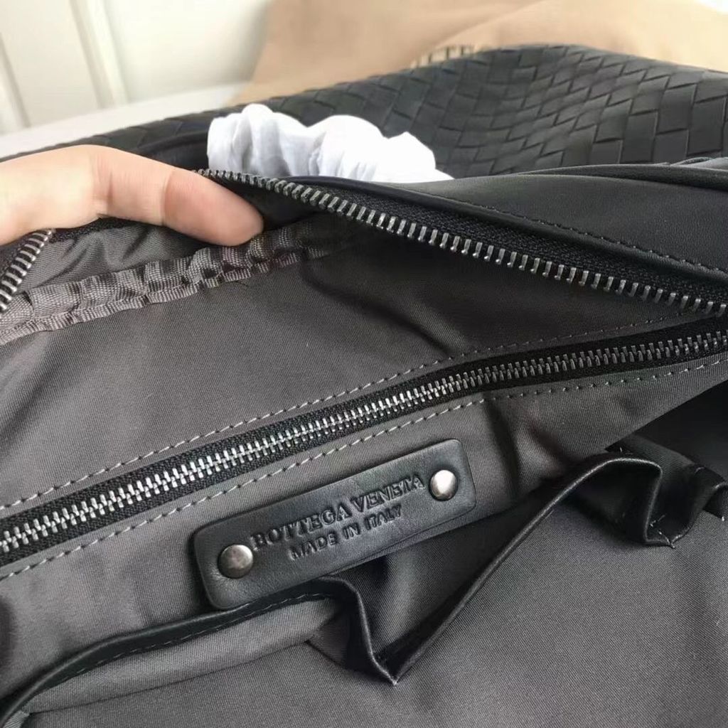  TÚI NAM BOTTEGA VENETA ĐỰNG LAPTOP 