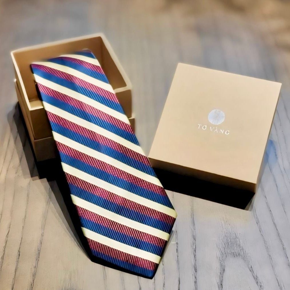 Cravat 100% Silks 006