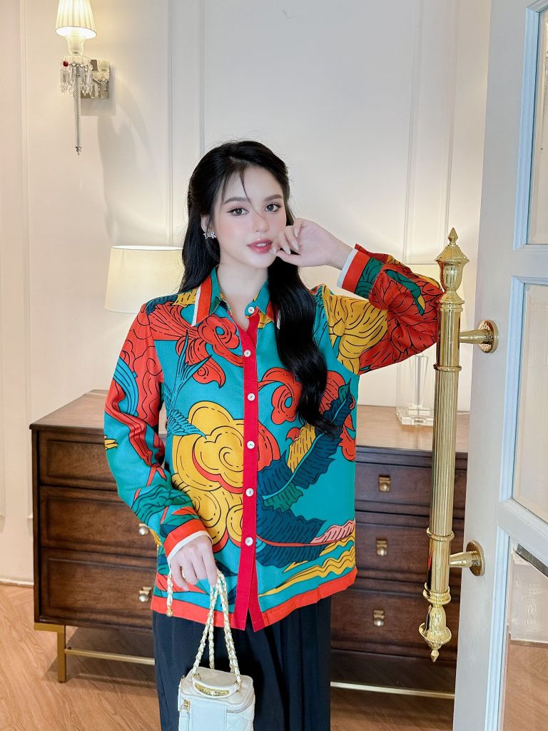 The Happiness Classic Shirt Happy red