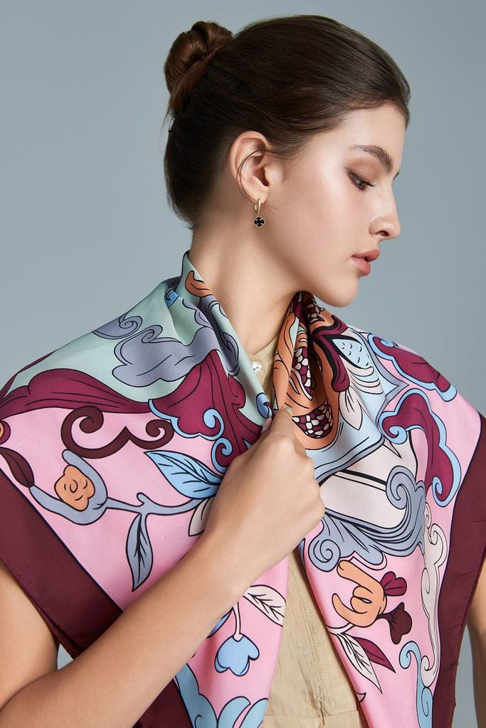 The Buddha's Hand Silk Scarf / Prune / size 90 x90