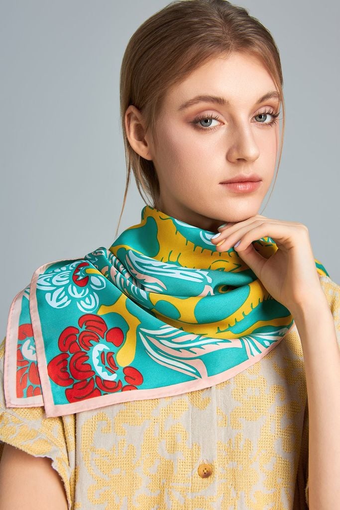 The Garden of Youth Silk Scarf / Green-Citron / size 90x90