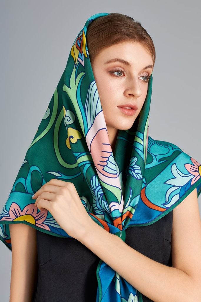 The Phoenix Silk Scarf / Forest Green / size 100x100