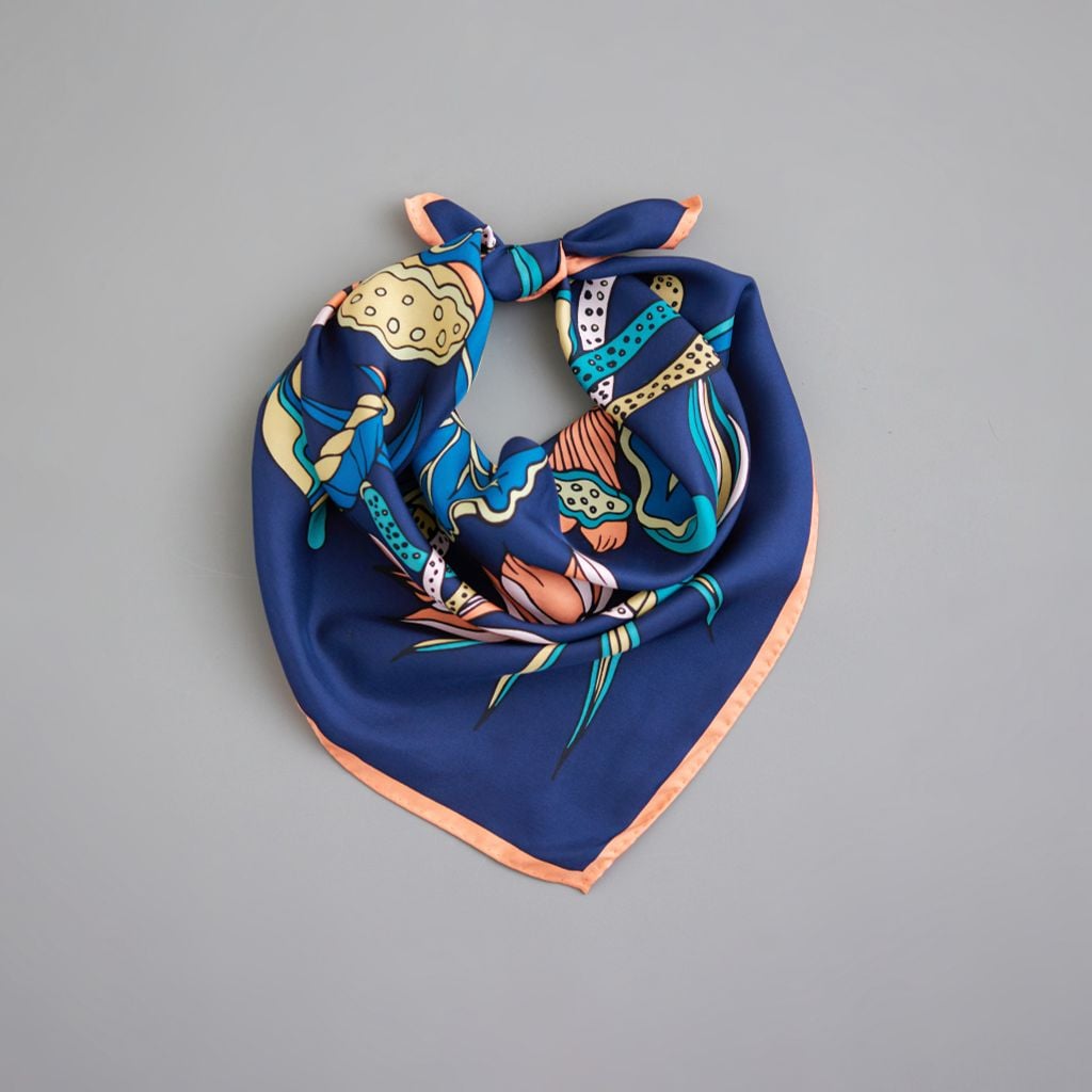 Khăn Liên hoa vũ /  xanh navy / Size 65x65