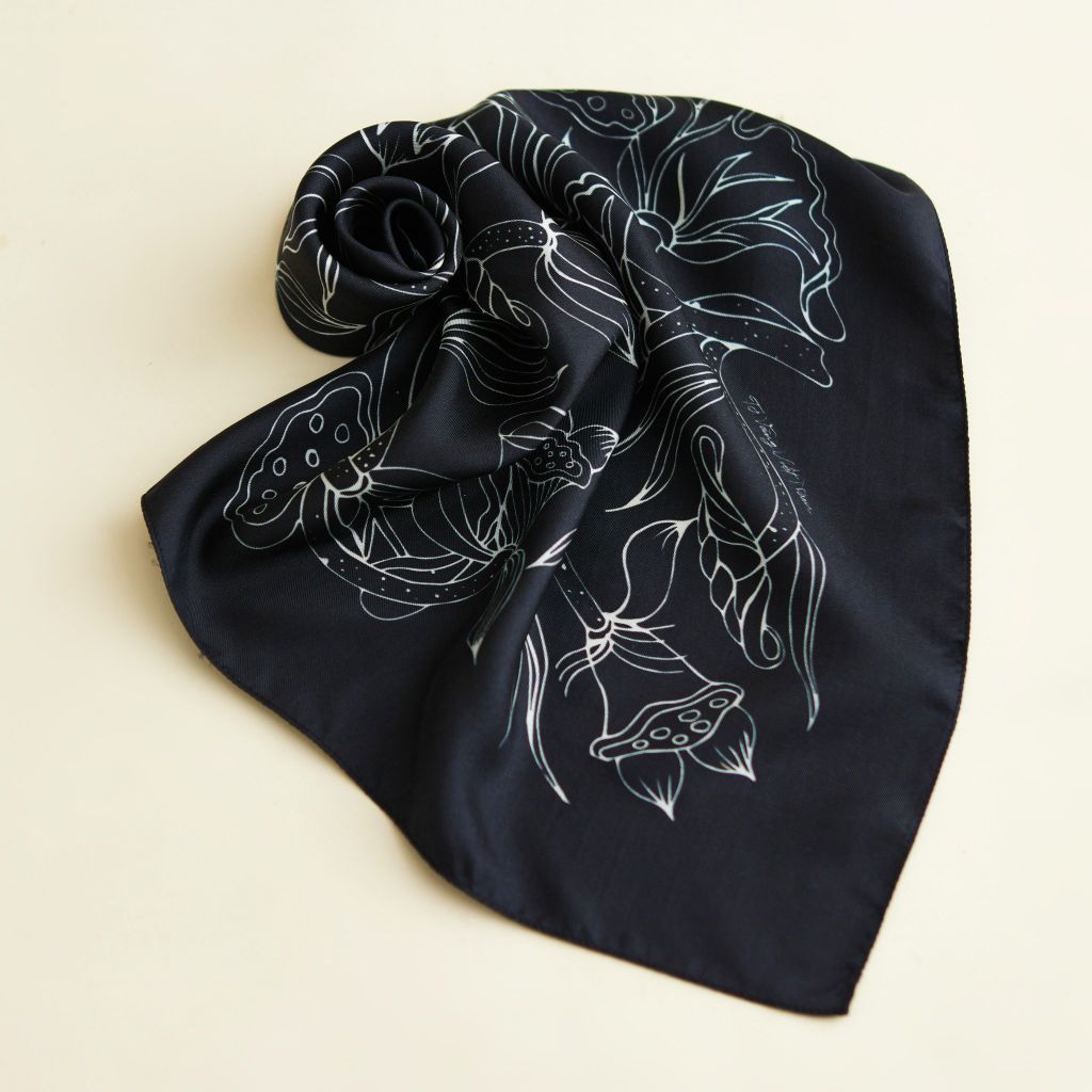 The Lotus Dance Silk Scarf / Black Size 55x55