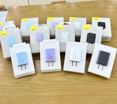 Củ sạc Baseus Super Si chính hãng dành cho iP và Android, hỗ trợ sạc nhanh 20W