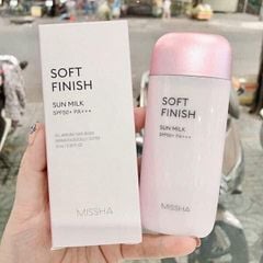 Kem Chống Nắng Missha Hồng Dạng Sữa Dịu Nhẹ, Nâng Tông Da Missha All-Around Safe Block Soft Finish Sun Milk SPF50+ PA+++ 70ml