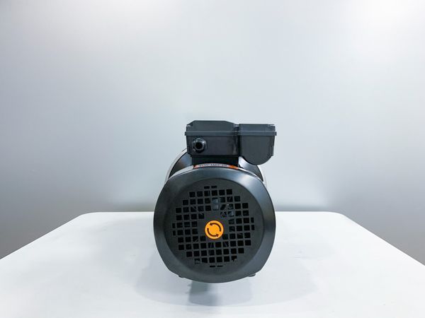 MÁY BƠM TRỤC NGANG ĐA TẦNG CÁNH ADELINO AW8-3 - 1.1KW