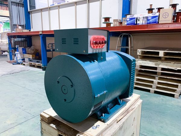 ĐẦU PHÁT ĐIỆN CÓ CHỔI THAN