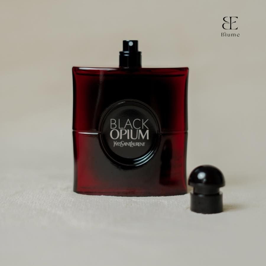  Yves Saint Laurent Black Opium Over Red 