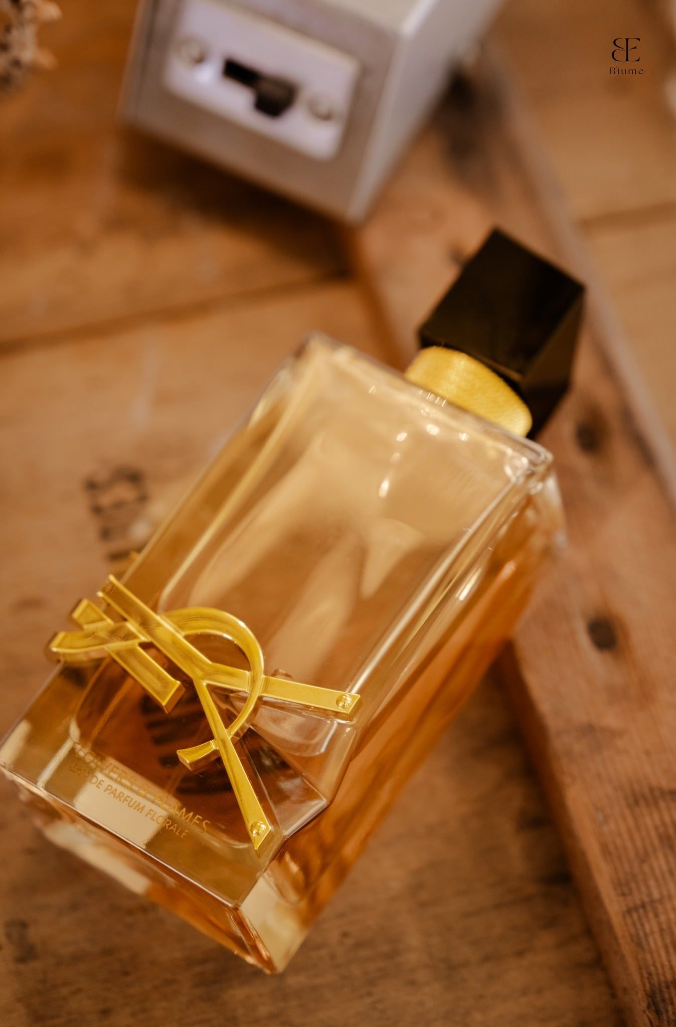  Yves Saint Laurent Libre Flowers & Flames EDP Florale 