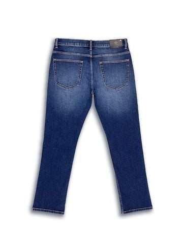 TT03 Essential Slim Fit Jeans