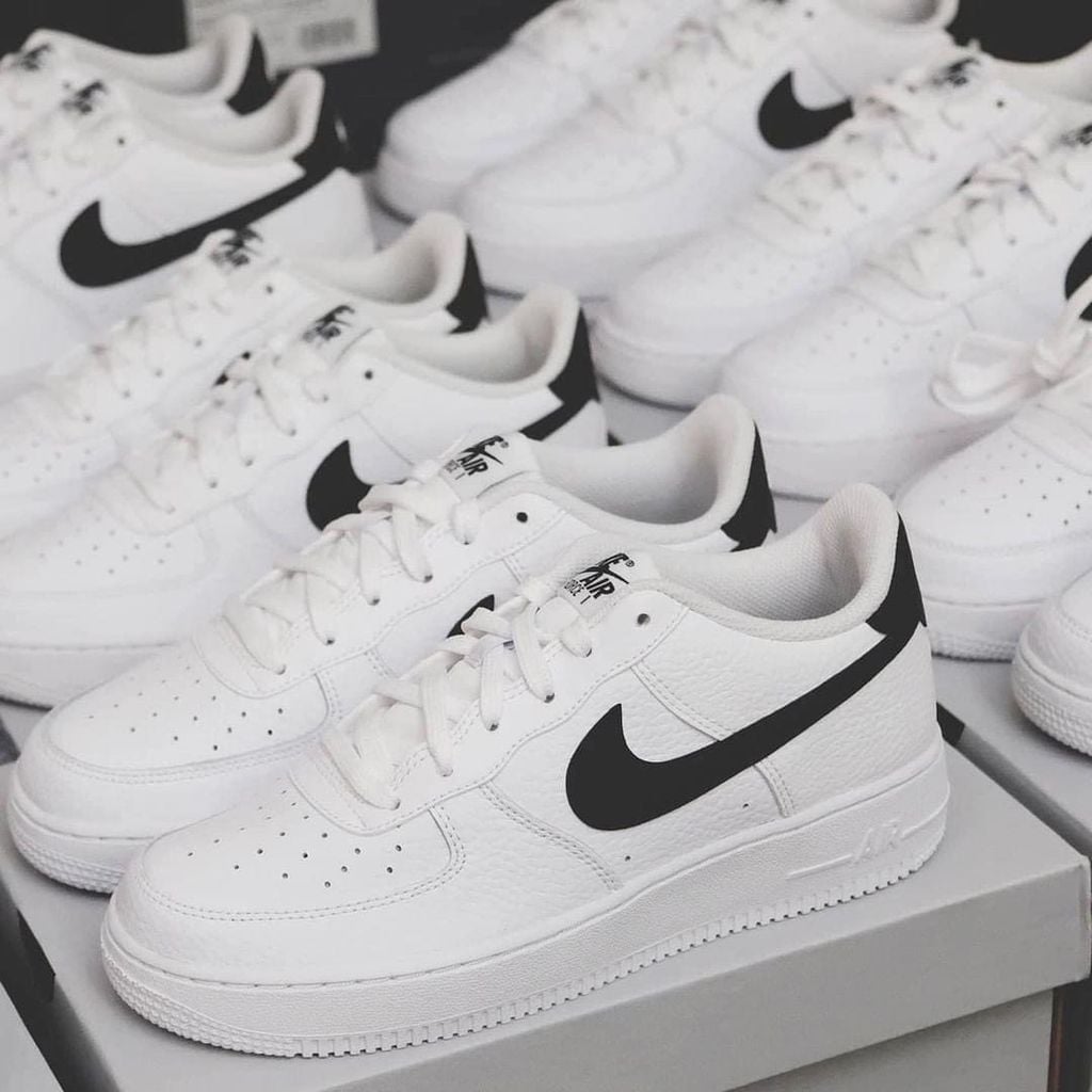 Air Force 1 White Black Swoosh CT2302 100