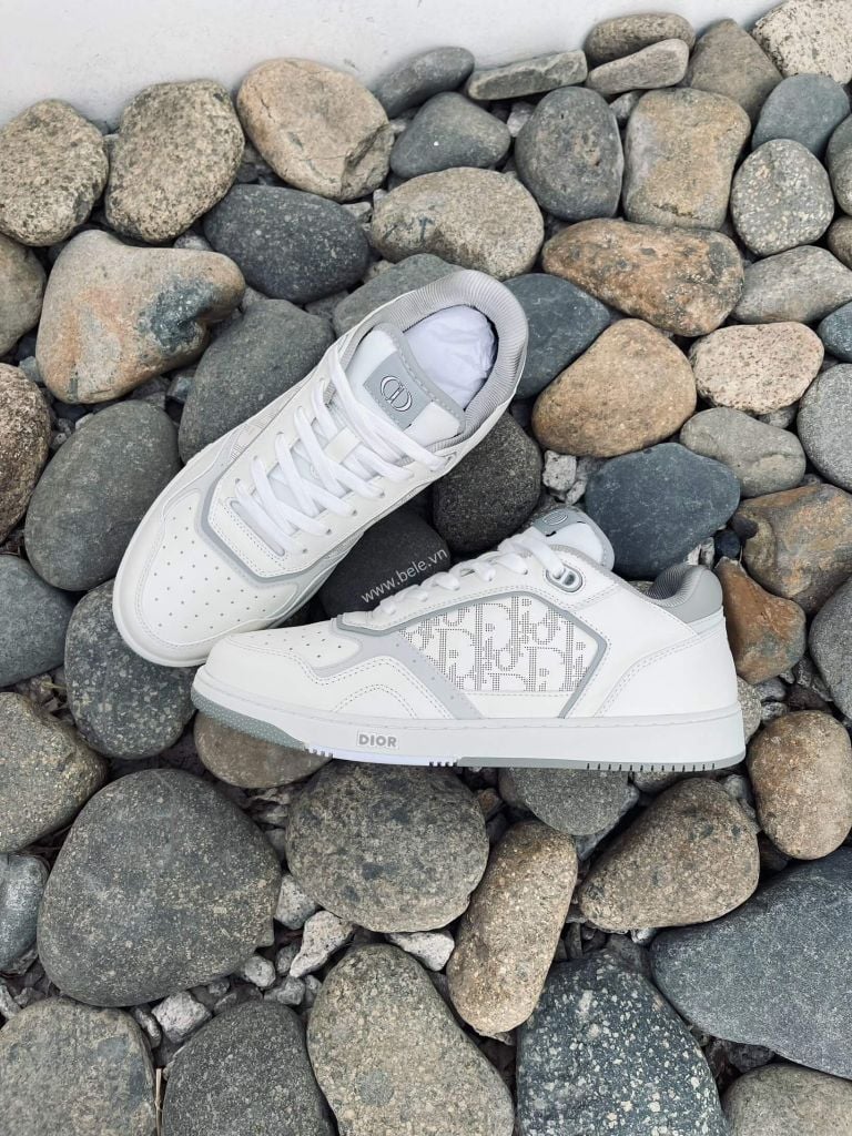 (SALE) DlOR B27 White Grey Good Quality
