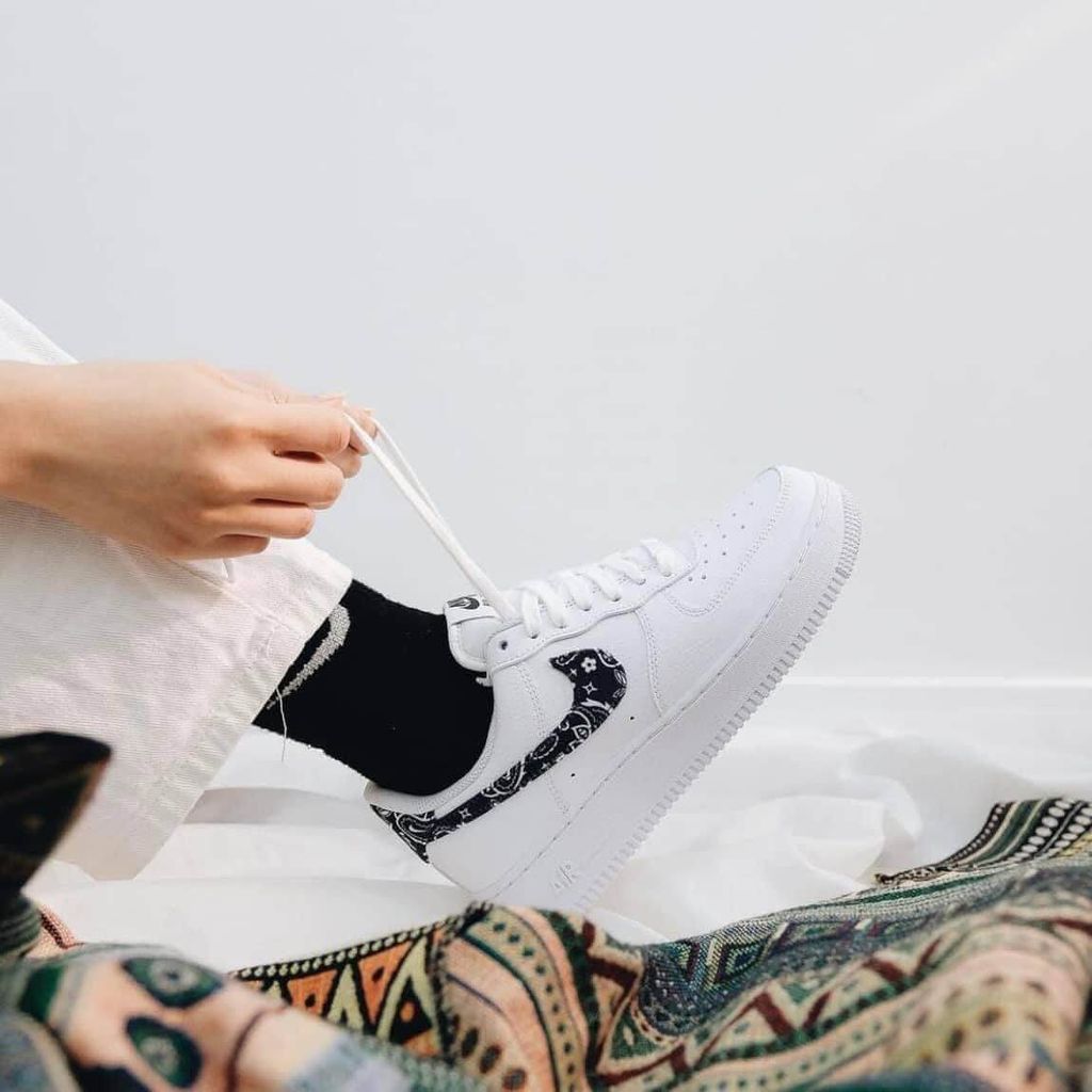 (SALE) Air Force 1 Paisley Black DH4406 101