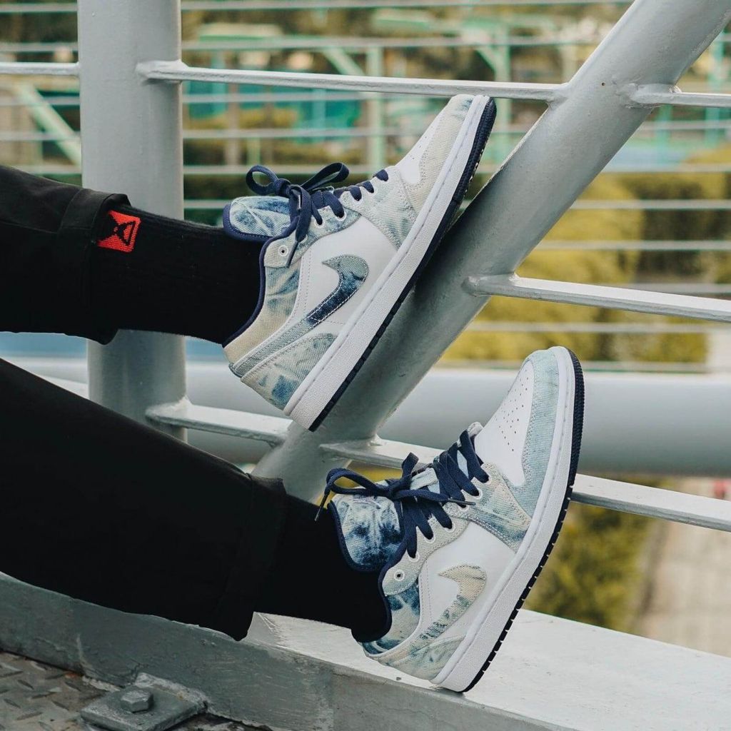 Air Jordan 1 Low Denim CZ8455 100