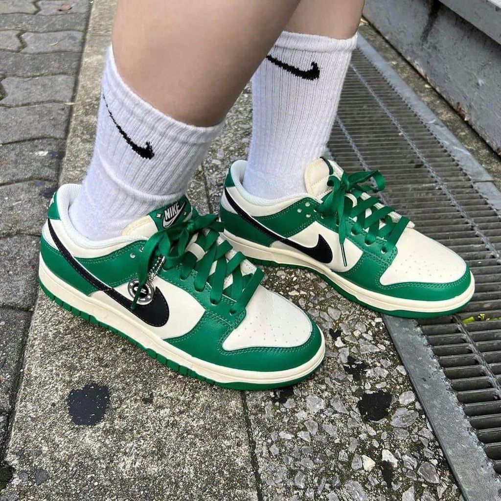 (ORDER) Nike Dunk Low Lottery Green DR9654 100
