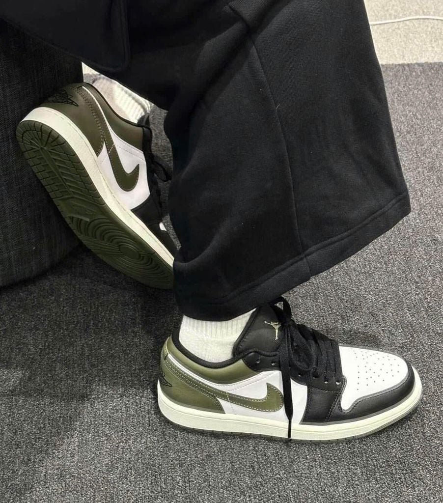 (ORDER) Nike Air Jordan 1 Low Medium Olive 553558 092 Chính Hãng