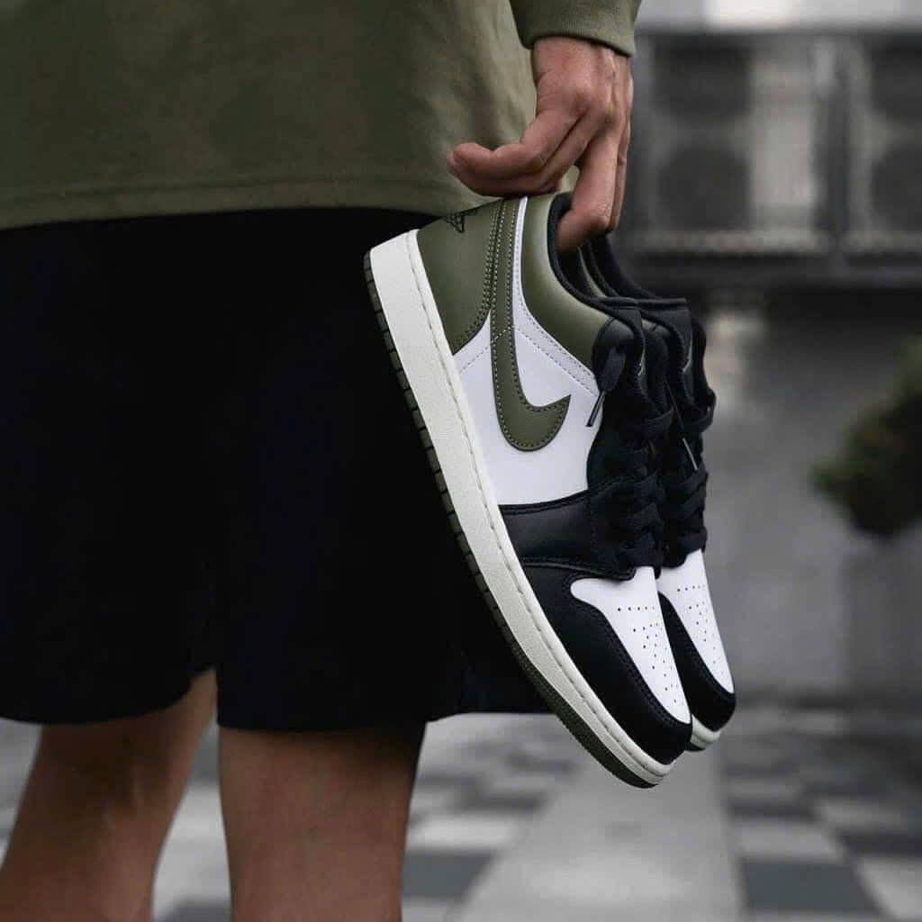 (ORDER) Nike Air Jordan 1 Low Medium Olive 553558 092 Chính Hãng