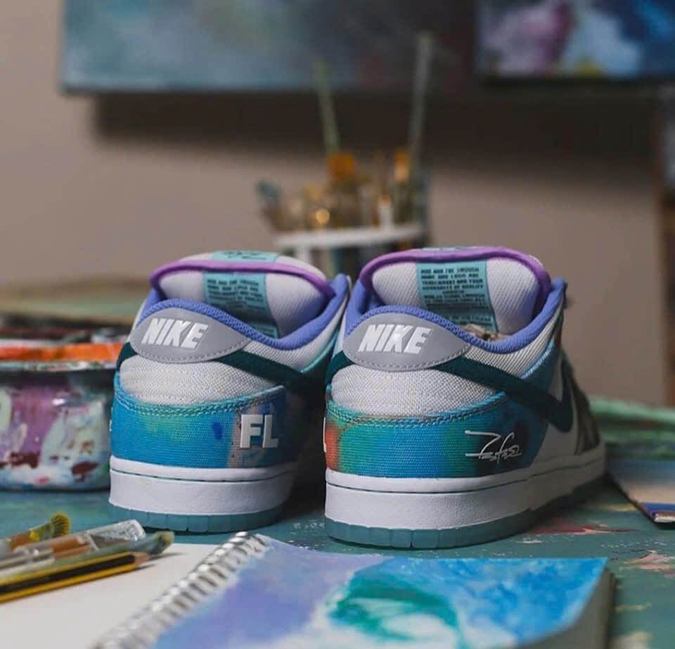 (ORDER) SB Dunk Futura HF6061 400